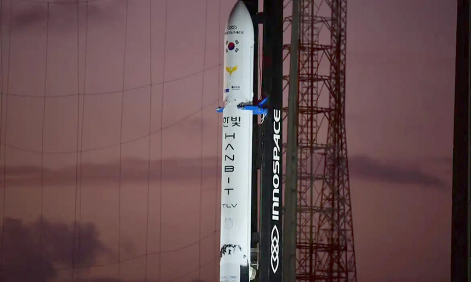 Veículo espacial levava satélites para serem colocados em órbita
