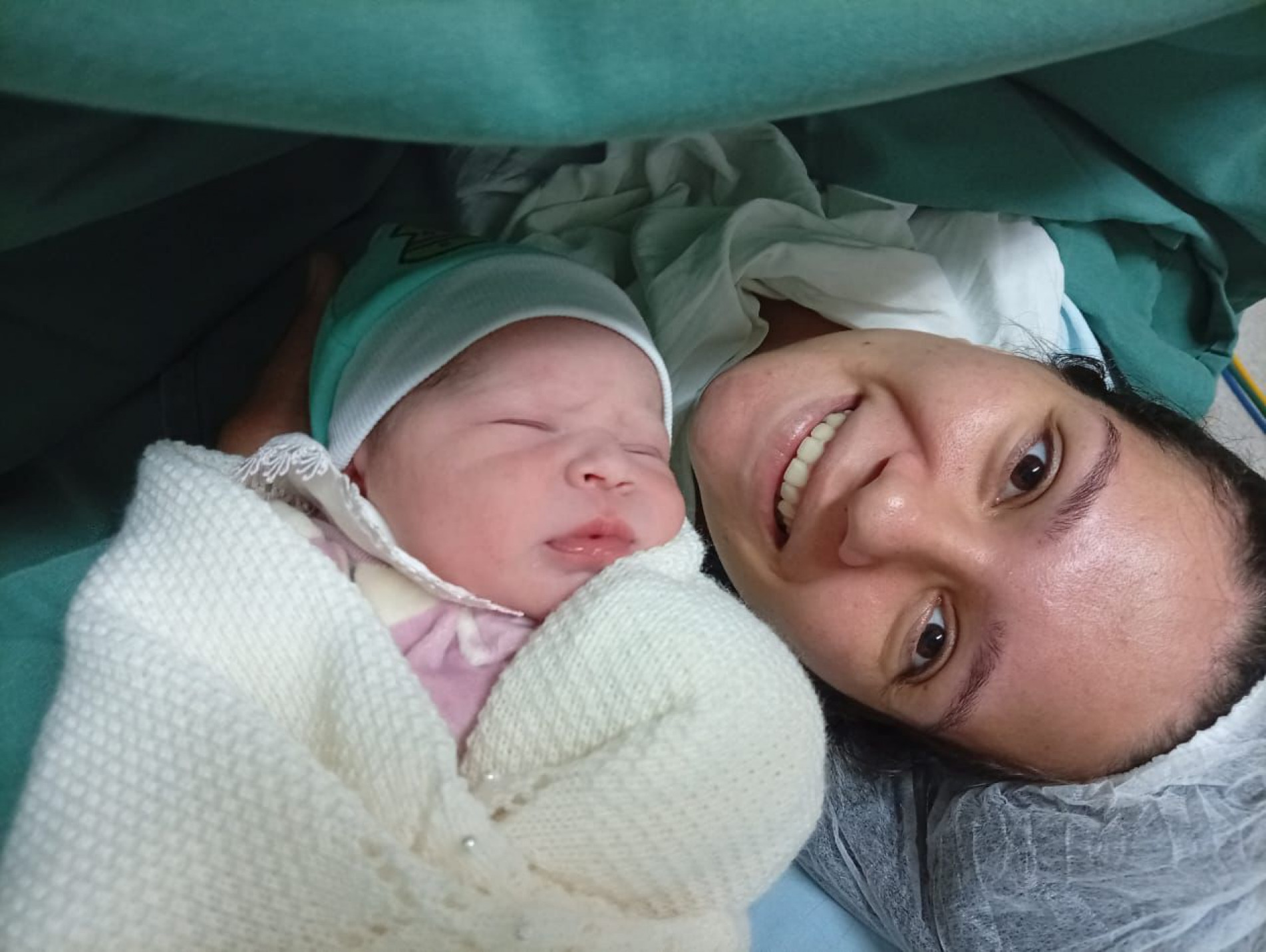 Ingrid nasceu com 3,238 quilos e 49,5 centímetros de comprimento