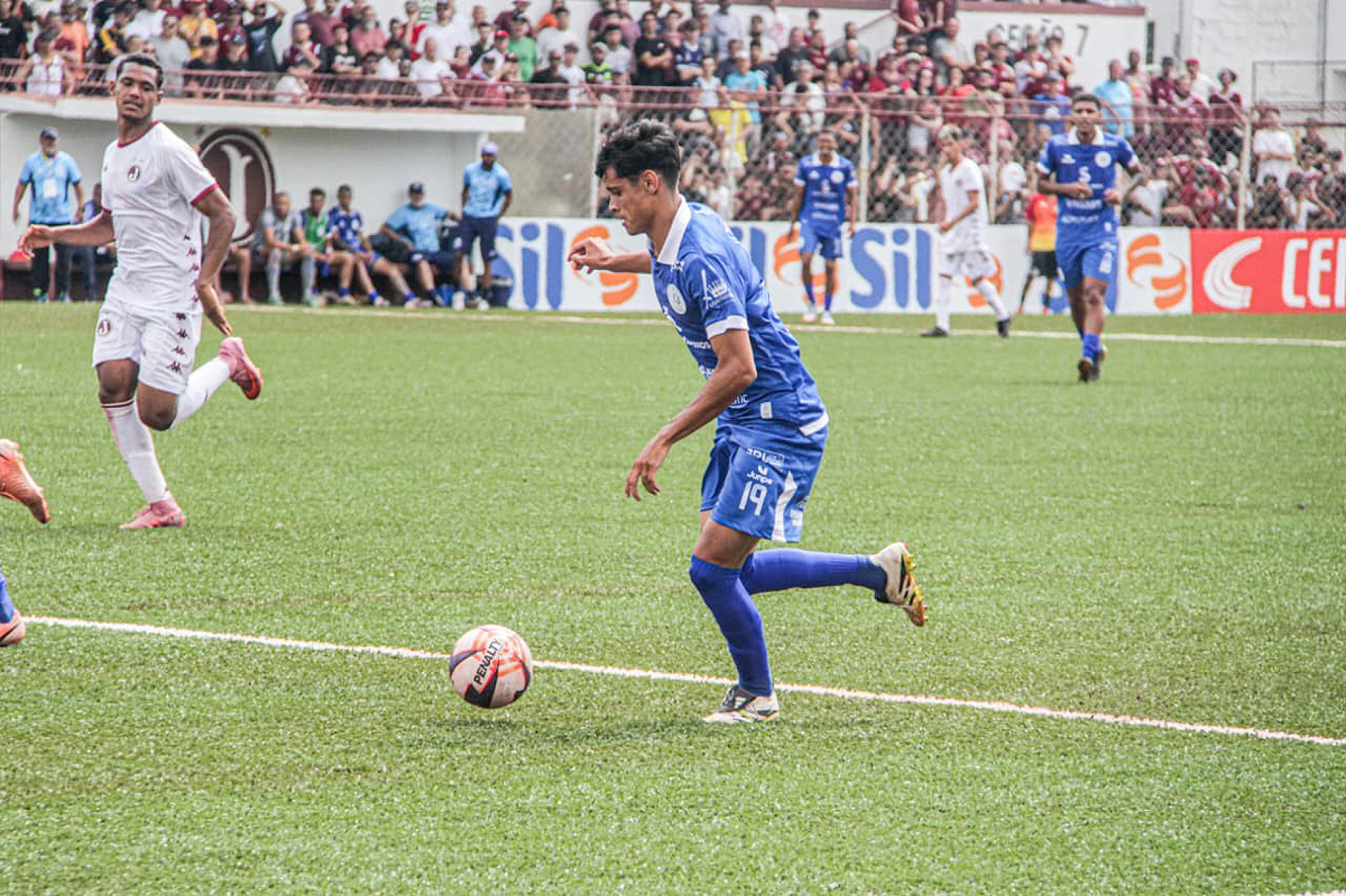São Bento começou atacando e adversário marcou no 2º tempo
