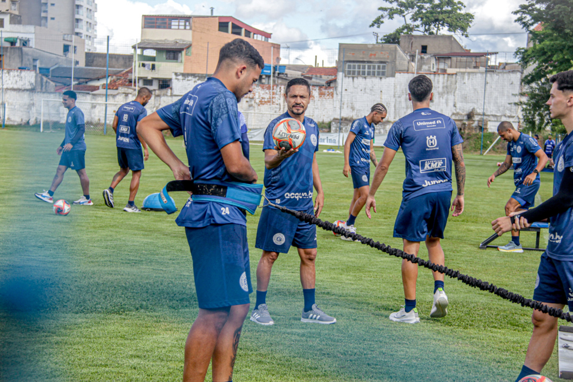 Elenco do Azulão para o jogo contra o XV de Piracicaba ainda passa por alguns ajustes
