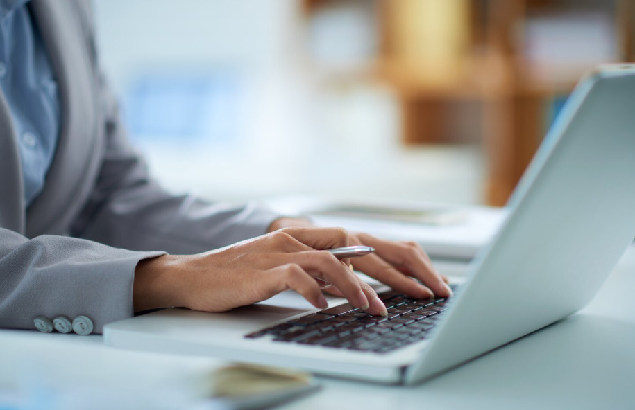 De acordo com o Colégio Notarial do Brasil Seção São Paulo (CNB/SP), todo o procedimento ocorre em um ambiente digital controlado