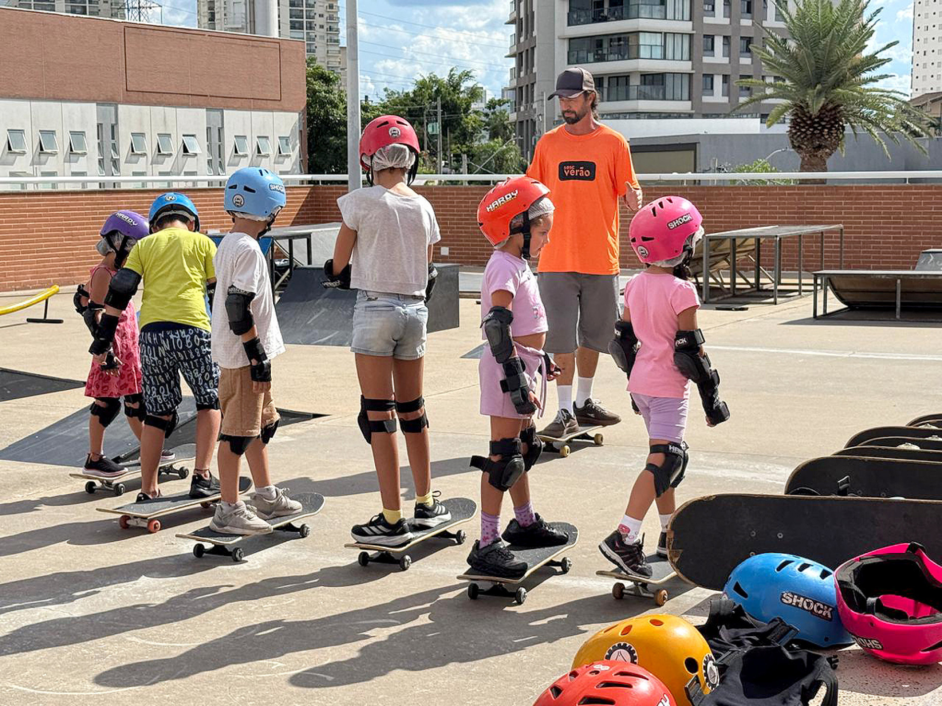 
Entre 
brincadeiras e 
esportes, as férias 
viram tempo de alegria 
e descobertas