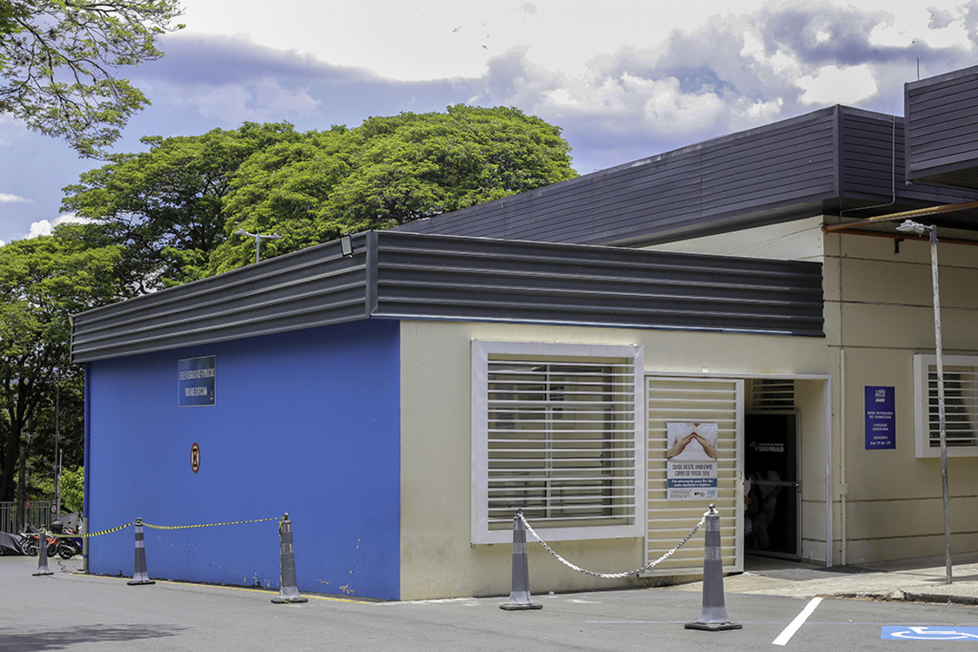 Para receber o medicamento, é necessário dar entrada com documentos e exames em uma Unidade Básica de Saúde
