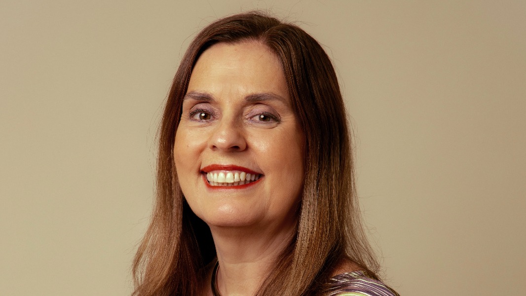 Clélia Iruzun realiza concerto na sexta-feira (30), às 20h, com entrada gratuita