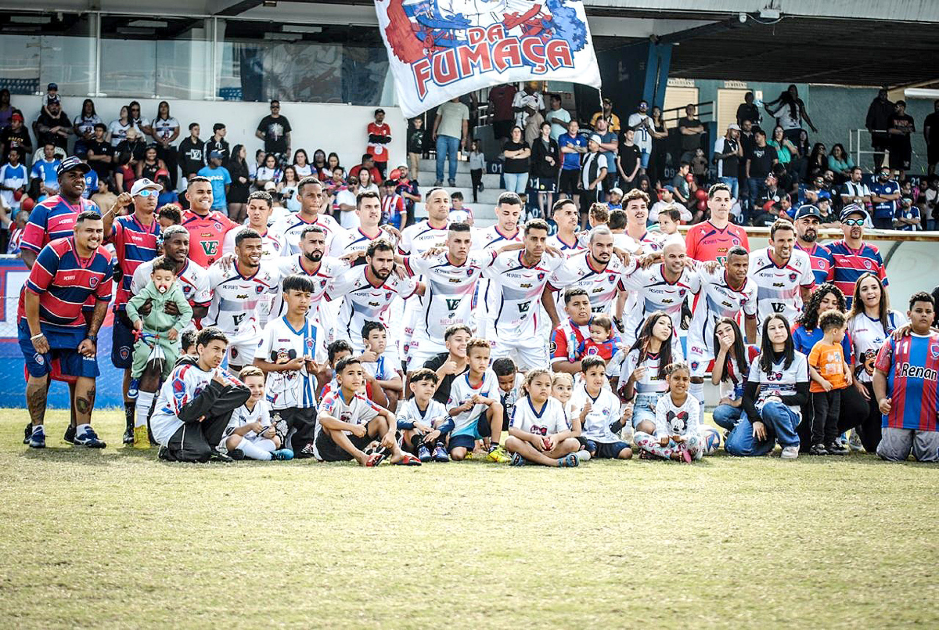 Atual campeão da Taça Palácio dos Tropeiros, 
Santa Cruz enfrenta o Paranazinho