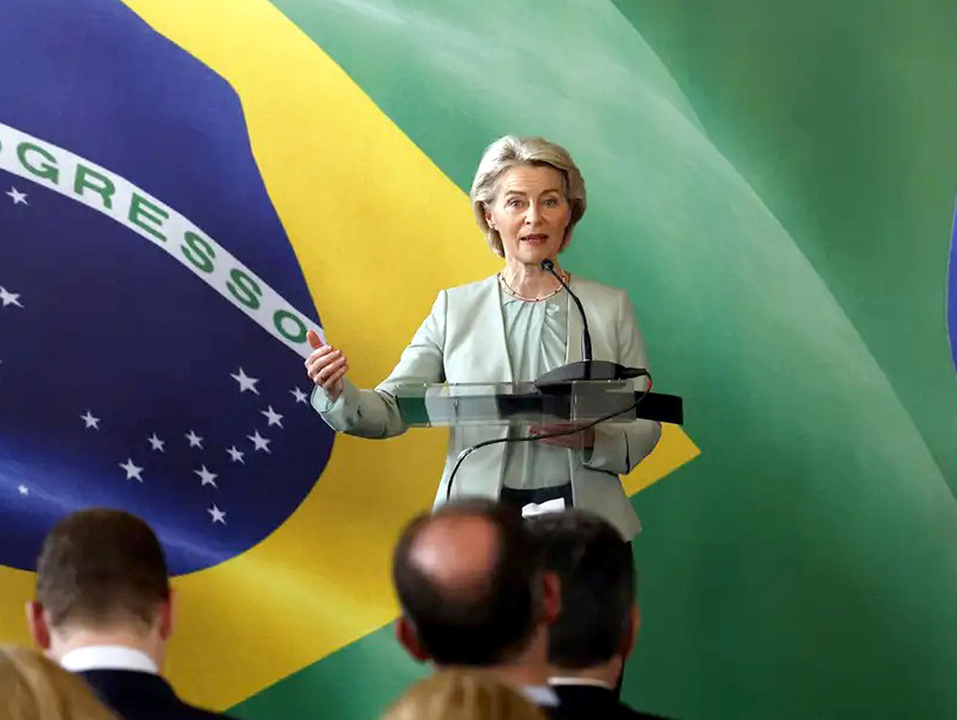 Presidente da Comissão Europeia foi recebida no Itamaraty
