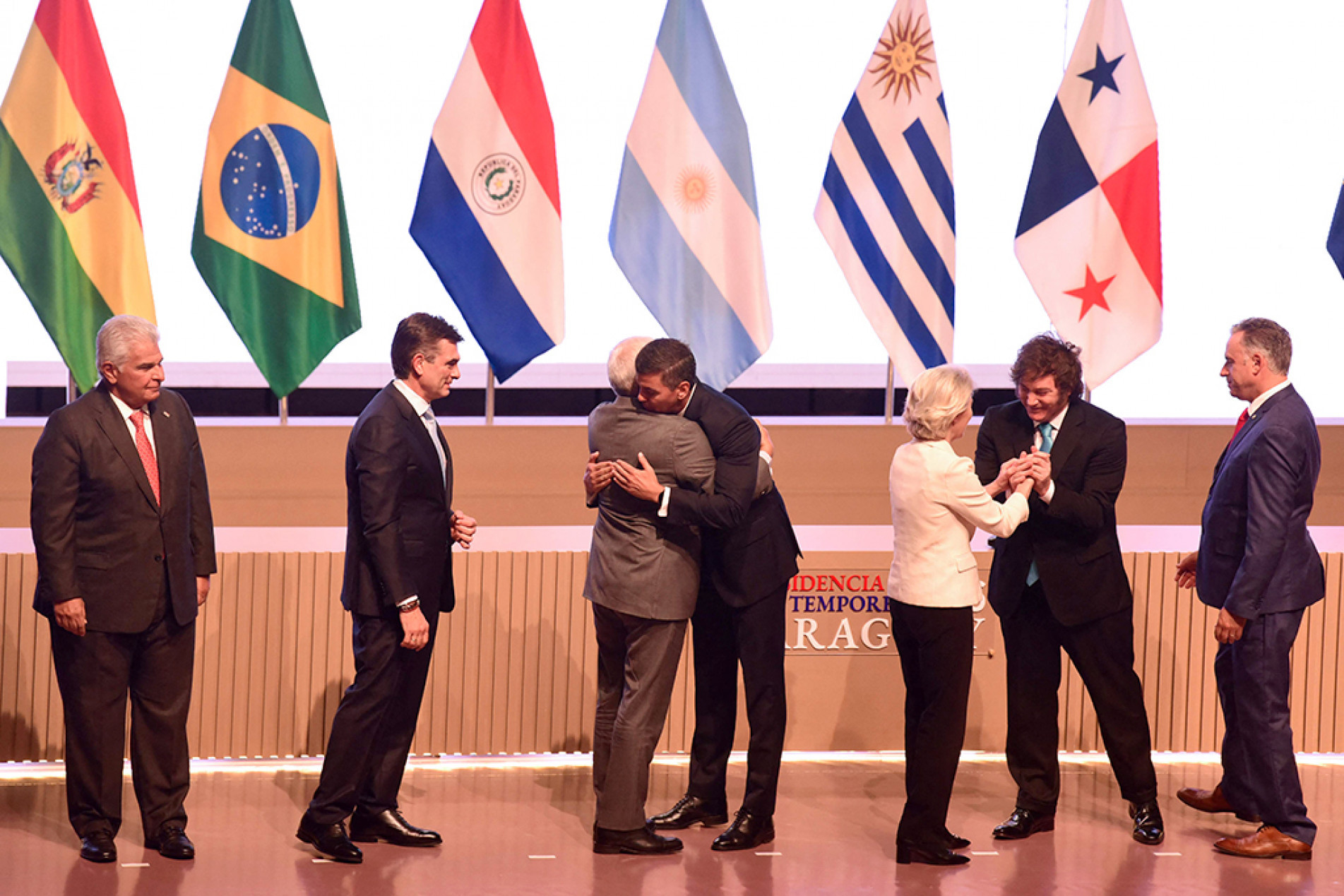 Líderes sul-americanos se reuniram ontem em Assunção 
