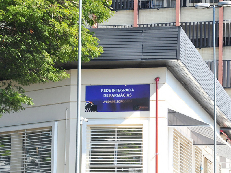 Prefeituras relatam atraso na entrega de remédios de alto custo