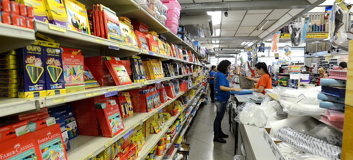 Materiais escolares exigem atenção dos consumidores 
na hora da compra para o ano letivo