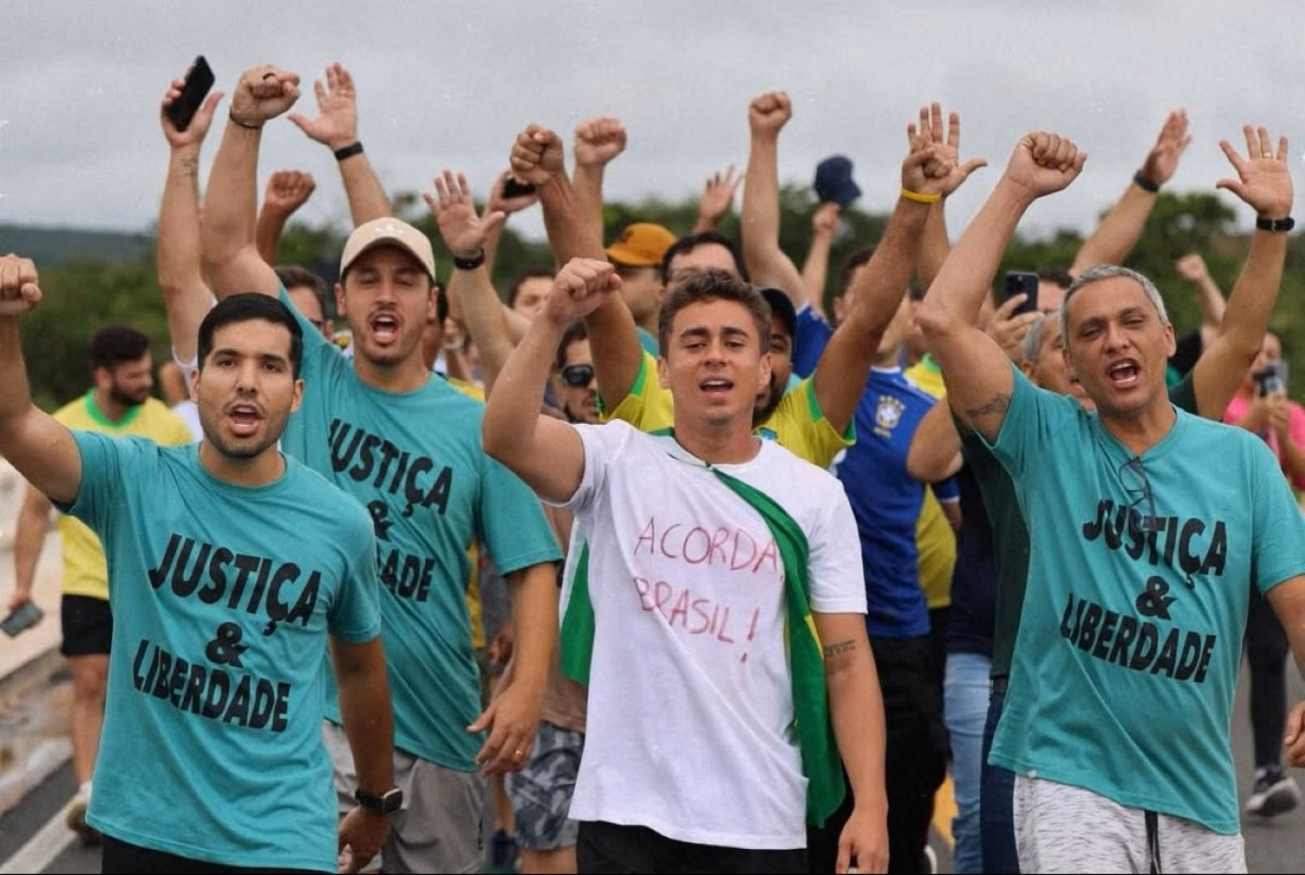 Caminhada de Nikolas Ferreira até Brasília teve início na segunda-feira (19/1), em Paracatu, no Norte de Minas