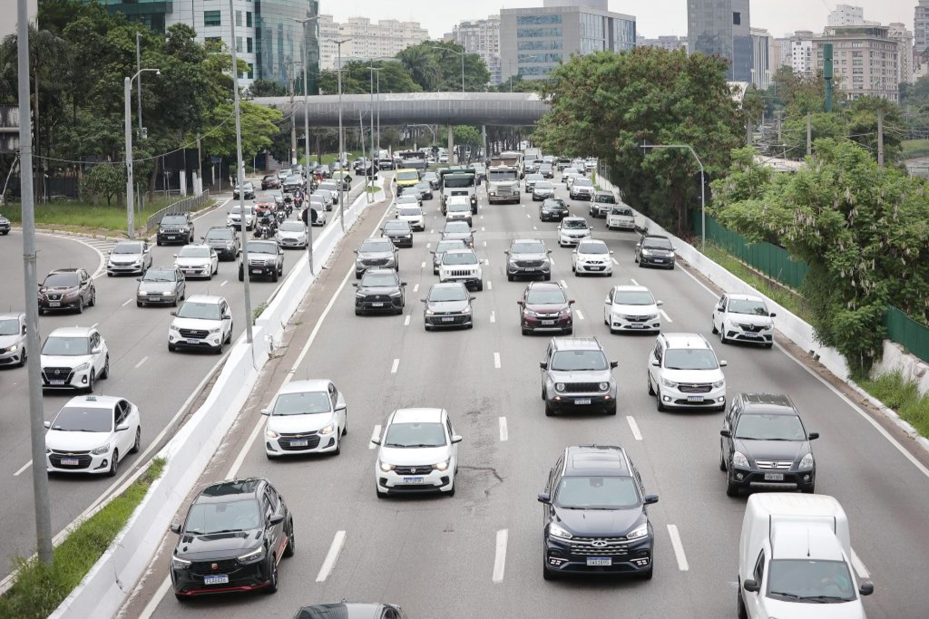 Alíquota para os carros de passeio continua a mesma do ano passado, 4%

