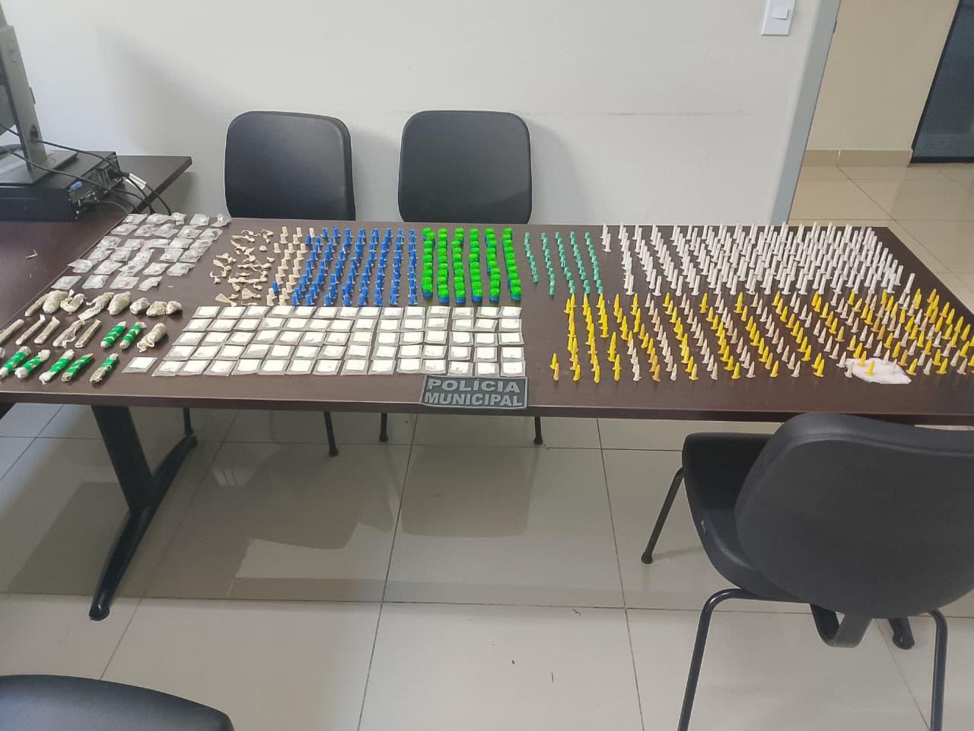 A GCM realizou uma série de ações que resultaram em grandes apreensões de drogas e na captura de um indivíduo procurado pela Justiça