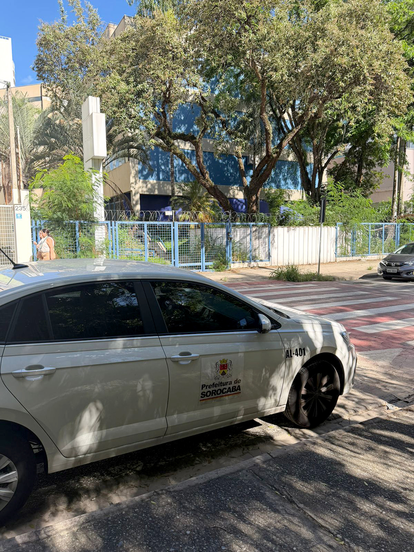 Executivo afirma que, por determinação do Ministério Público, 
o município está impedido de tomar posse do imóvel
