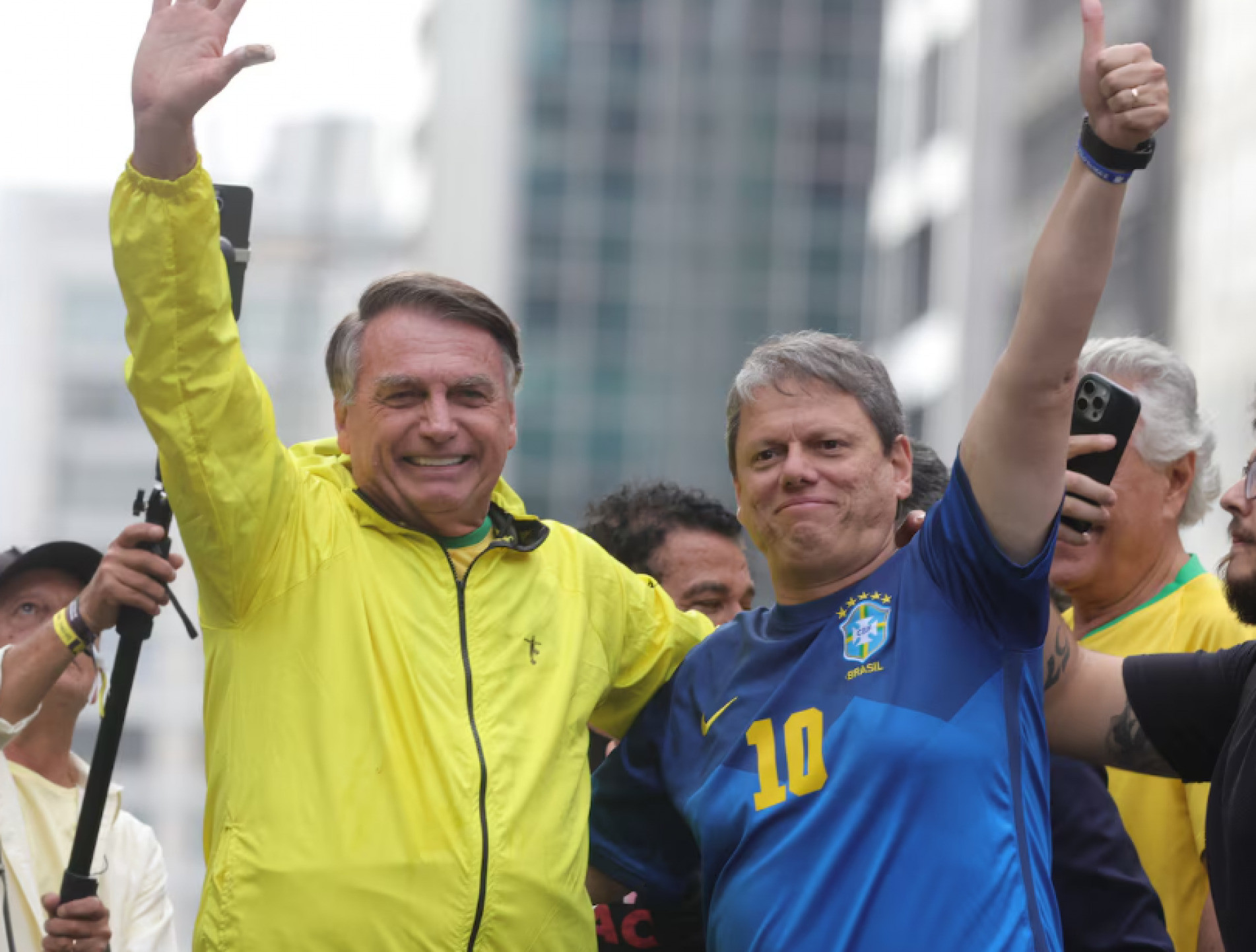 Visita acontece das 11h às 13h nesta queinta-feira (29)