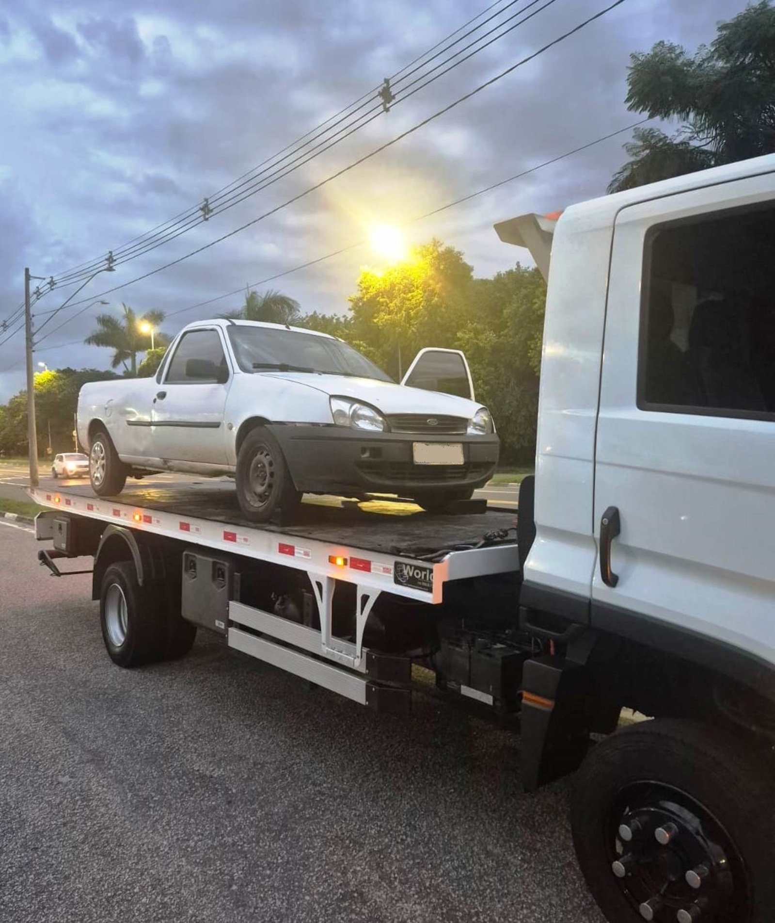 Do total da dívida, R$ 196.881,15 correspondem a multas de trânsito, R$ 2.105,76 referem-se a IPVA em atraso e R$ 473,05 ao licenciamento vencido