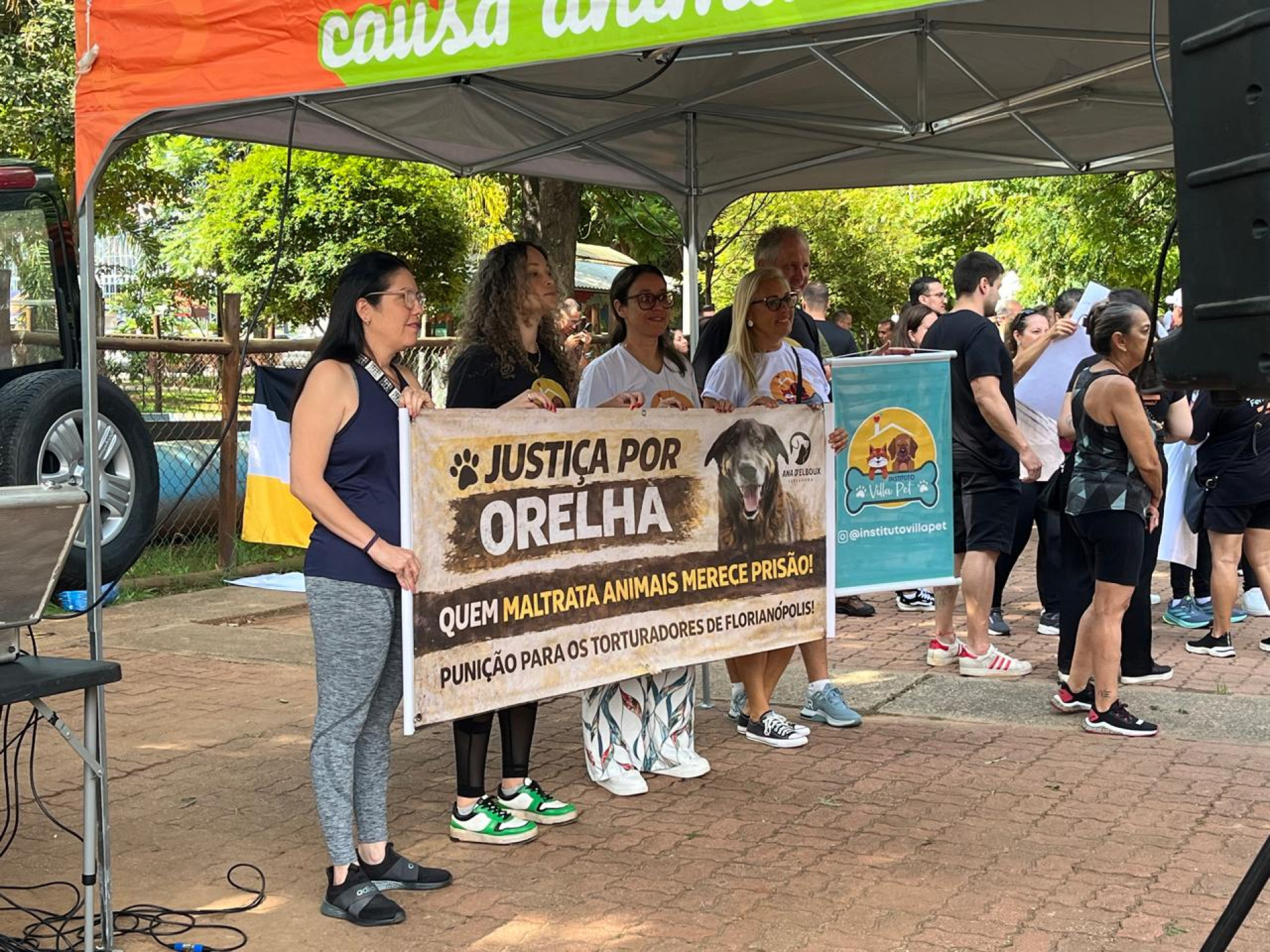 Em Sorocaba, o ato ocorreu no Parque Campolim e reuniu cerca de 300 participantes