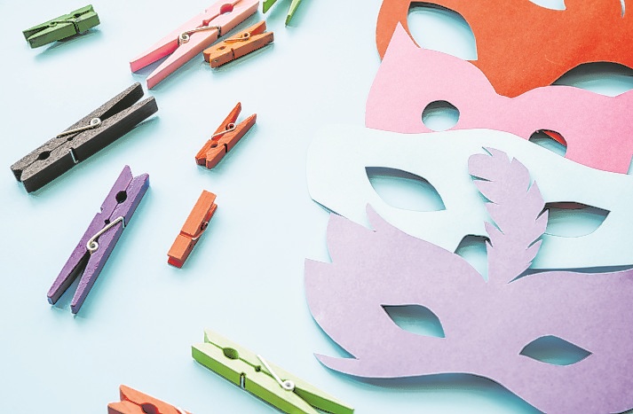 Oficinas gratuitas de confecção de máscaras de carnaval