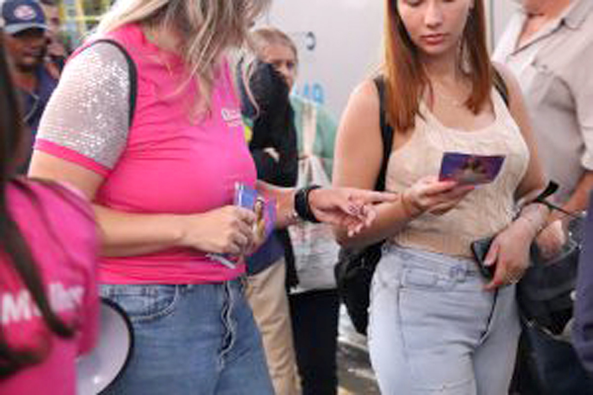 Ação orienta a população sobre o enfrentamento ao assédio e divulga canais de denúncia
