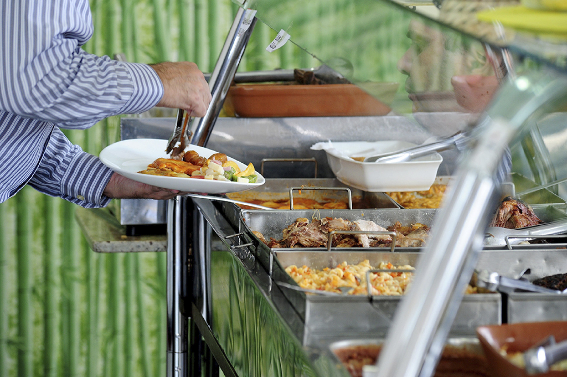 Custo da refeição impacta orçamento de trabalhadores
