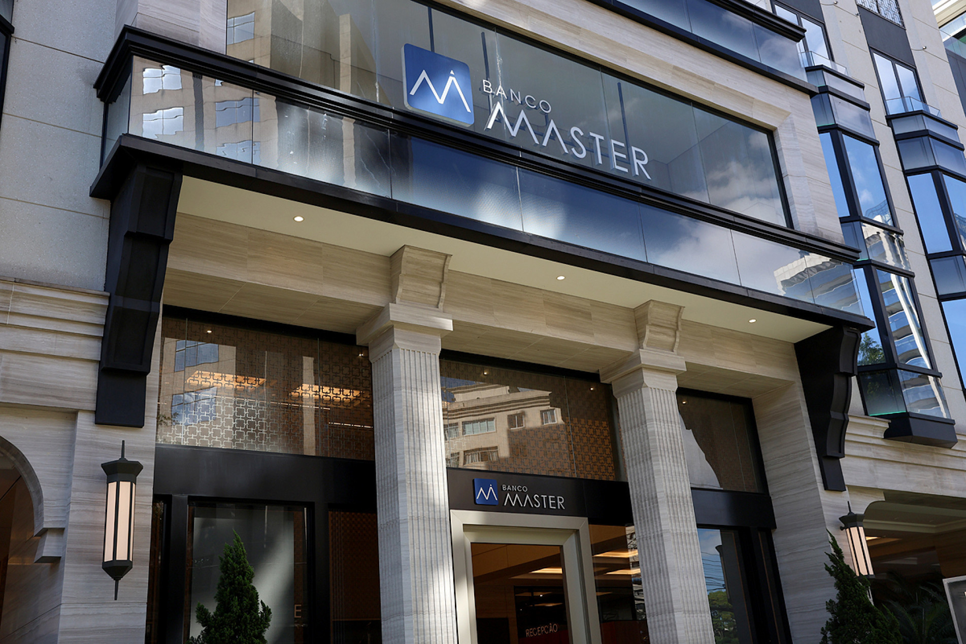 Segundo publicação especializada, fundo imobiliário ligado ao Master perdeu 70% do valor de mercado
