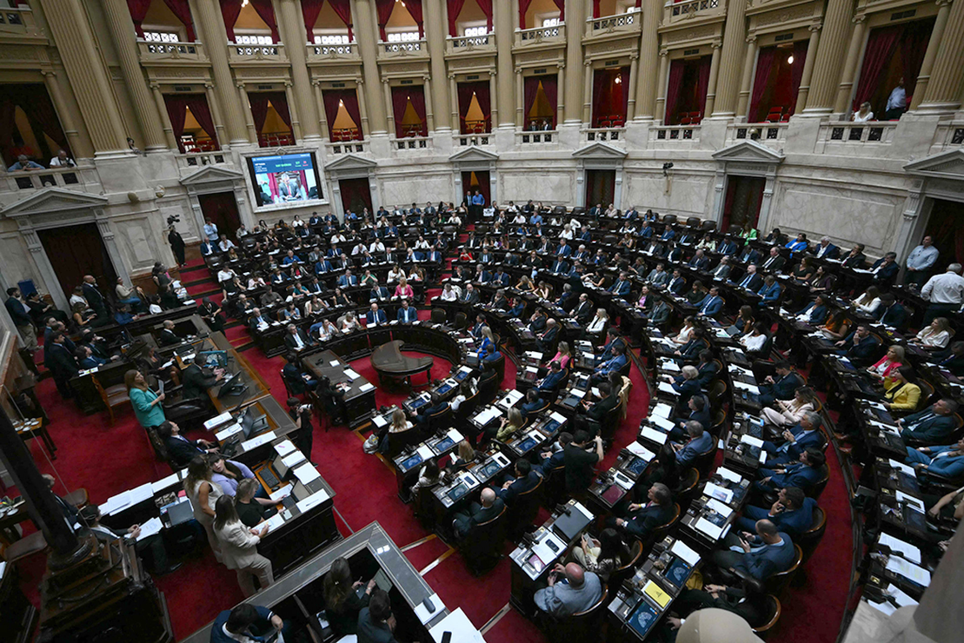 Deputados aprovaram ontem o texto, que voltará ao Senado
