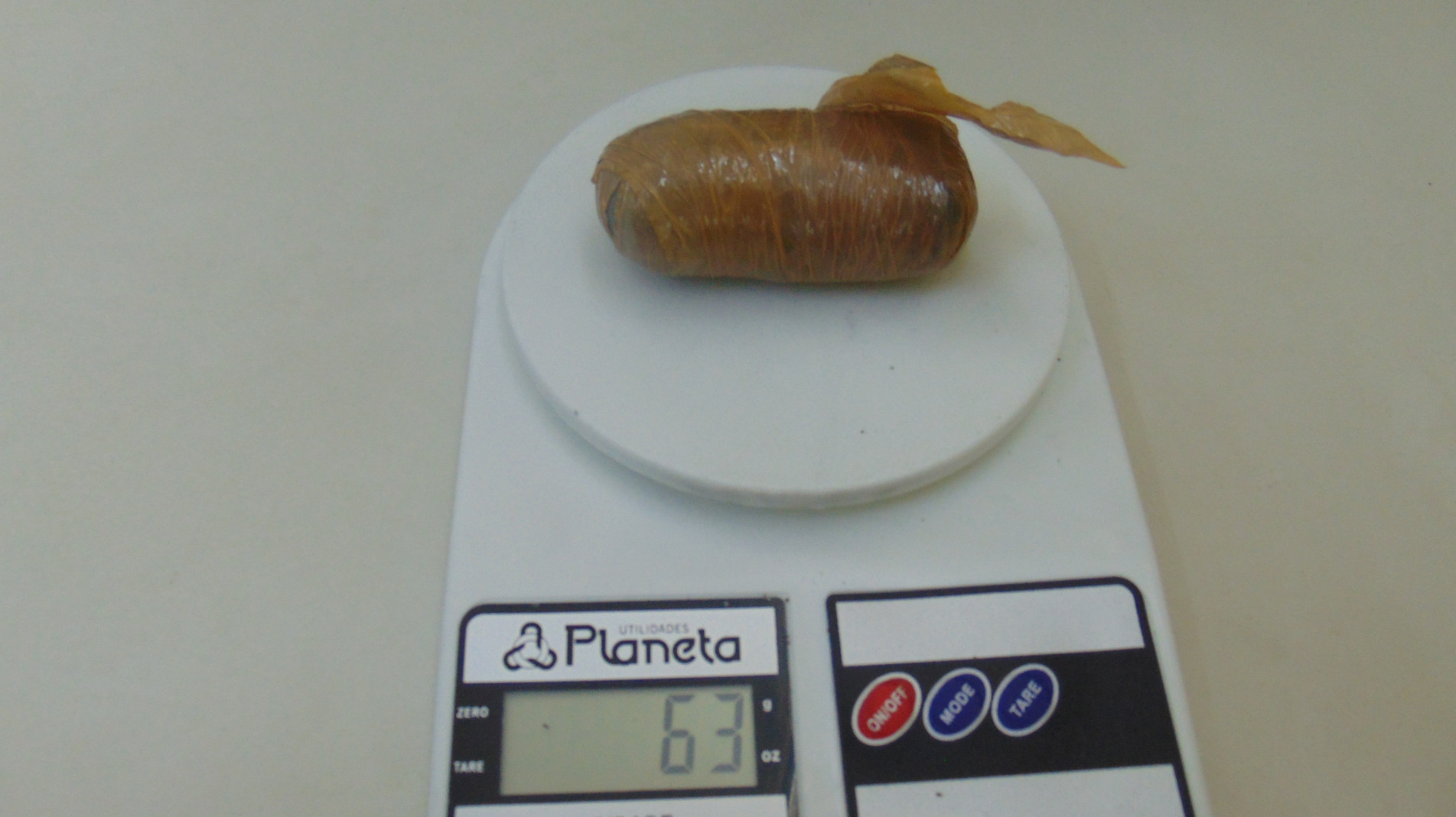 Droga encontrada no corpo de mulher