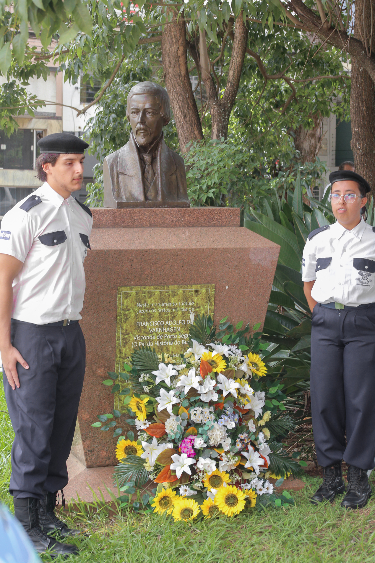 HOMENAGEM VISCONDE DE PORTO SEGURO