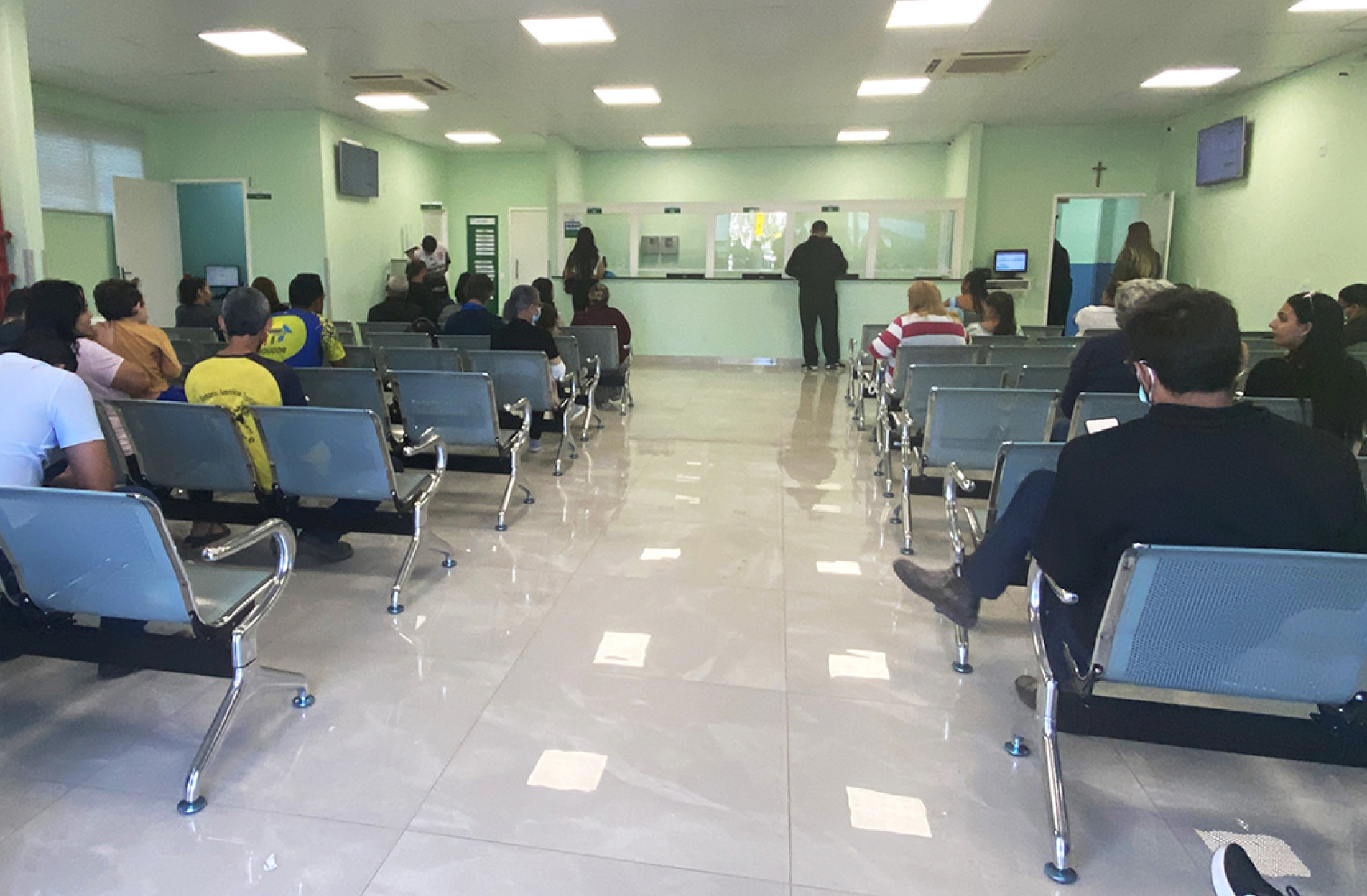 Absenteísmo gera reflexos: atraso nos diagnósticos, aumento da procura por atendimento em UPAs e desorganização das agendas médicas