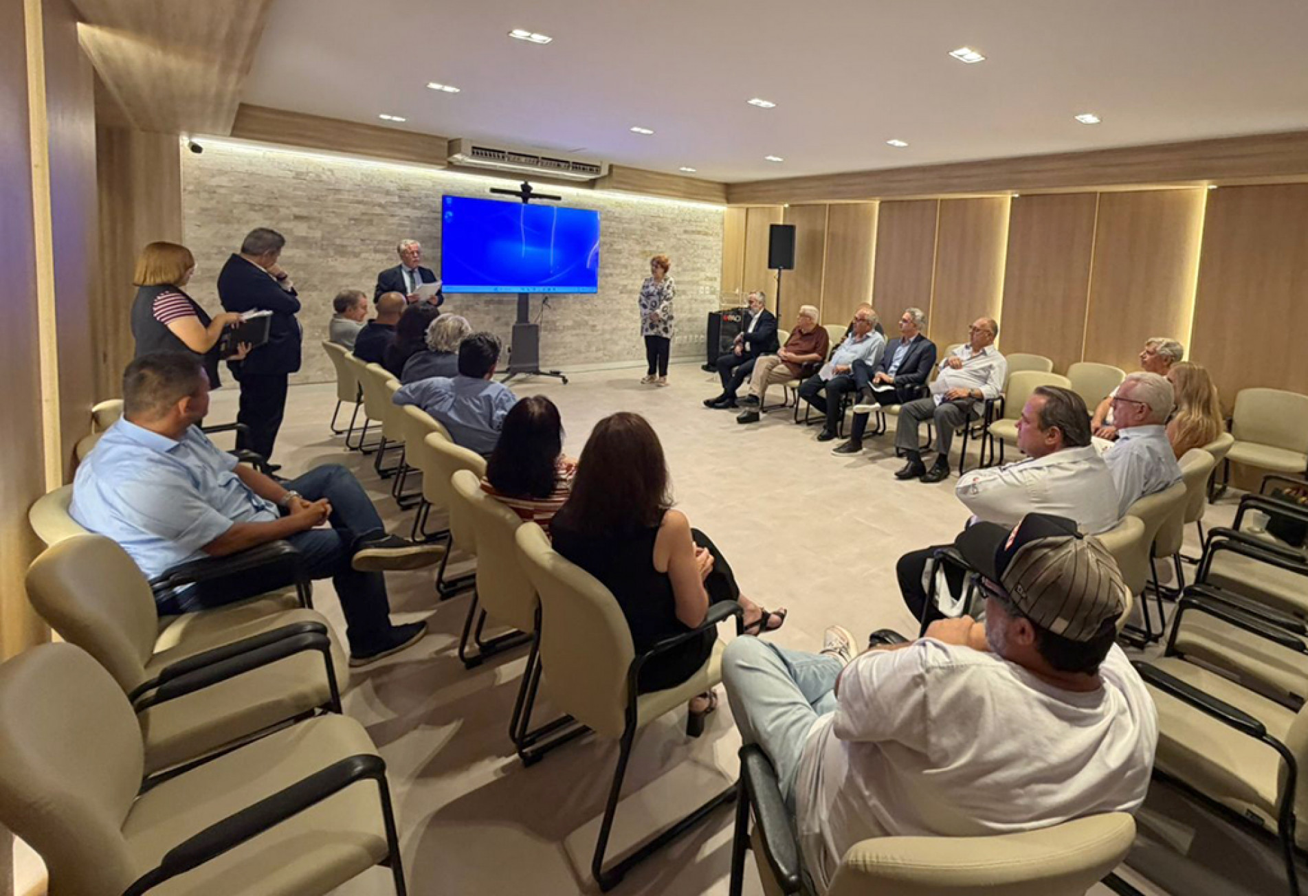 Reforma foi concluída contando com o apoio financeiro de empresas e voluntários