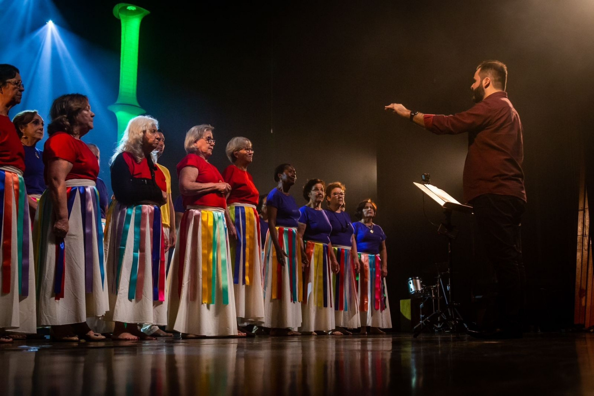 Atividade inclui repertório lírico e popular sob regência de Luís Gustavo Laureano