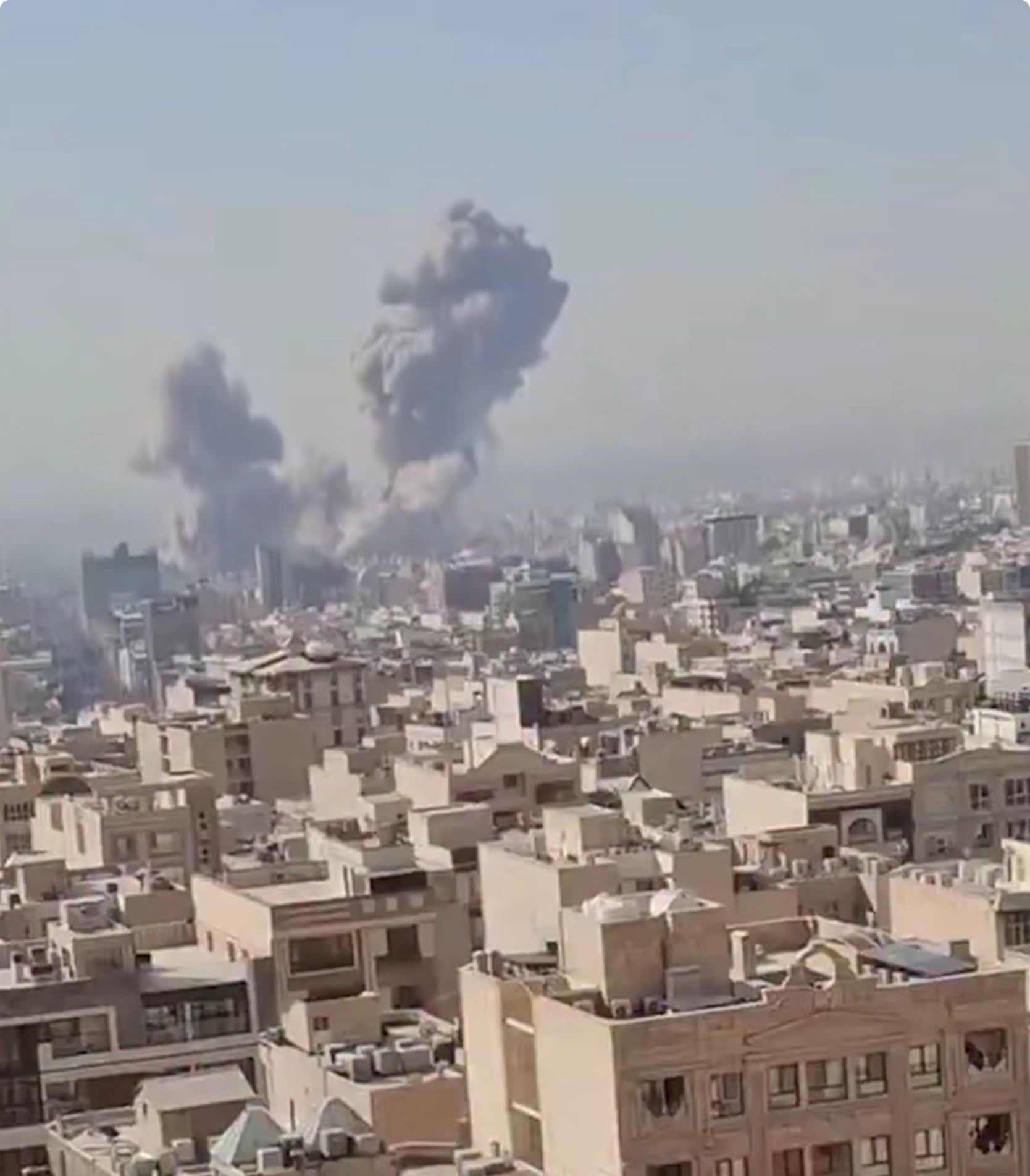 O ataque começou na manhã de sábado (28)