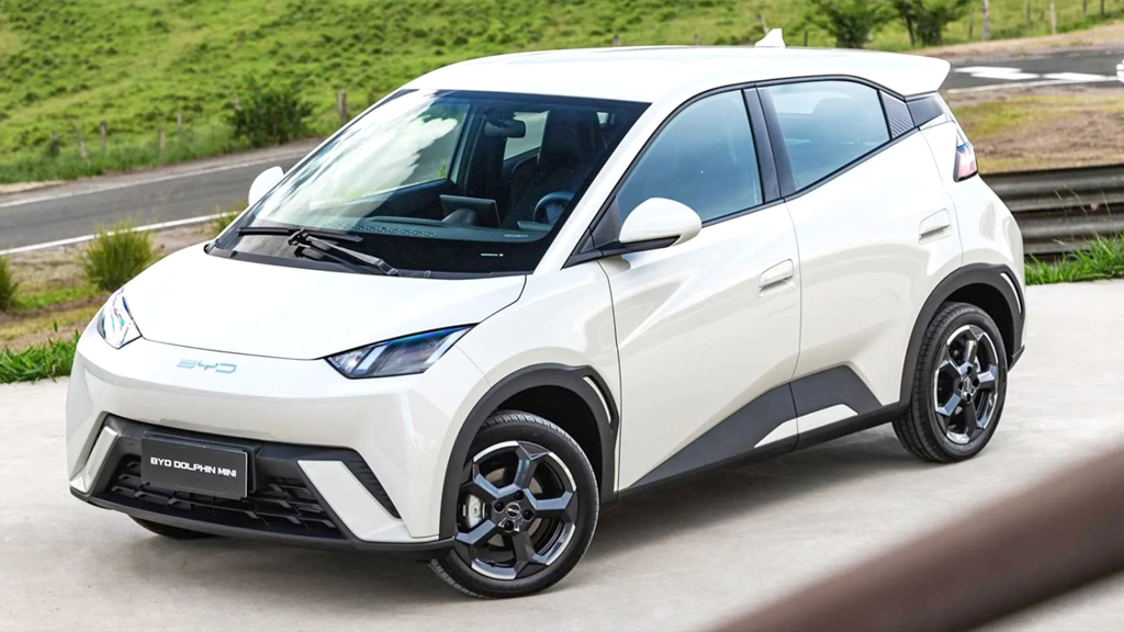 Dolphin Mini é o modelo de entrada da marca BYD