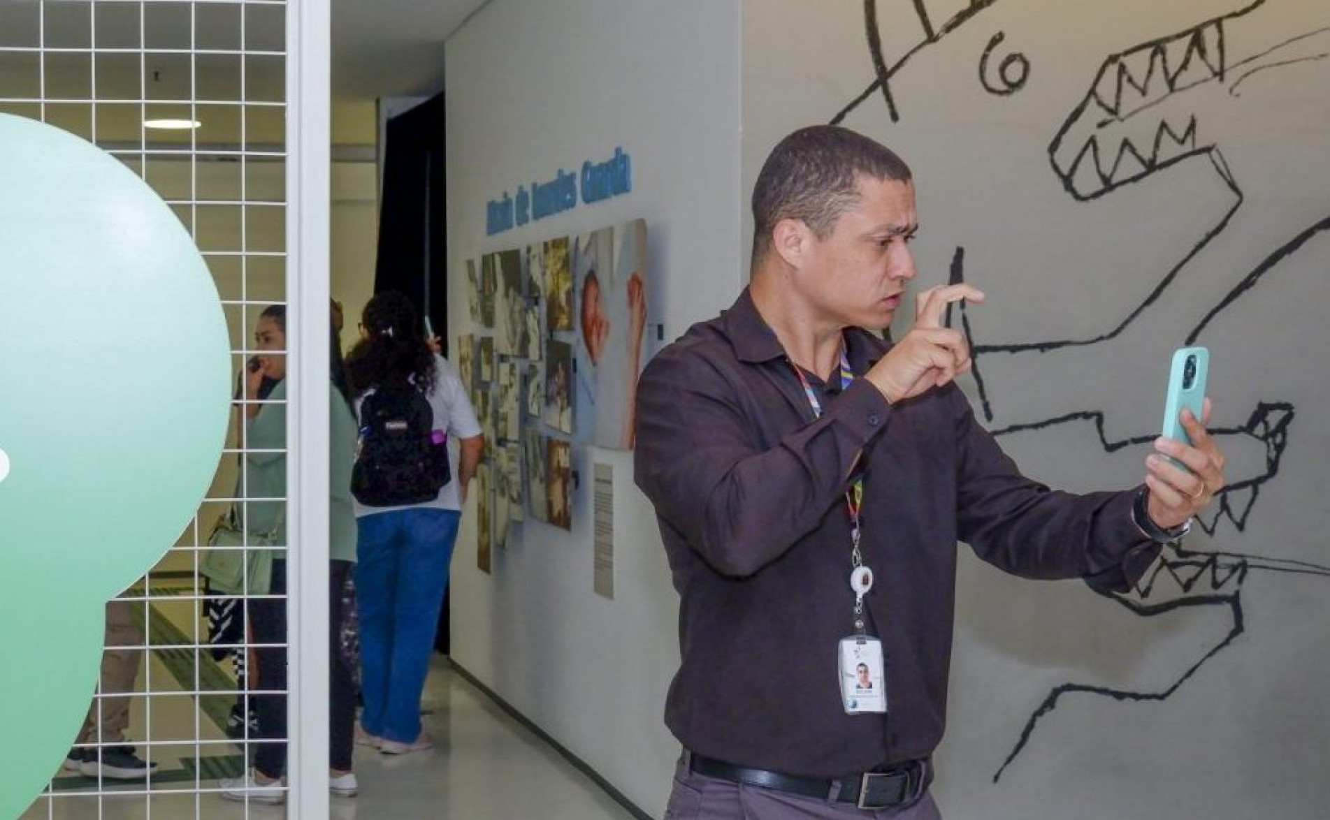 As aulas serão ministradas por professores surdos 