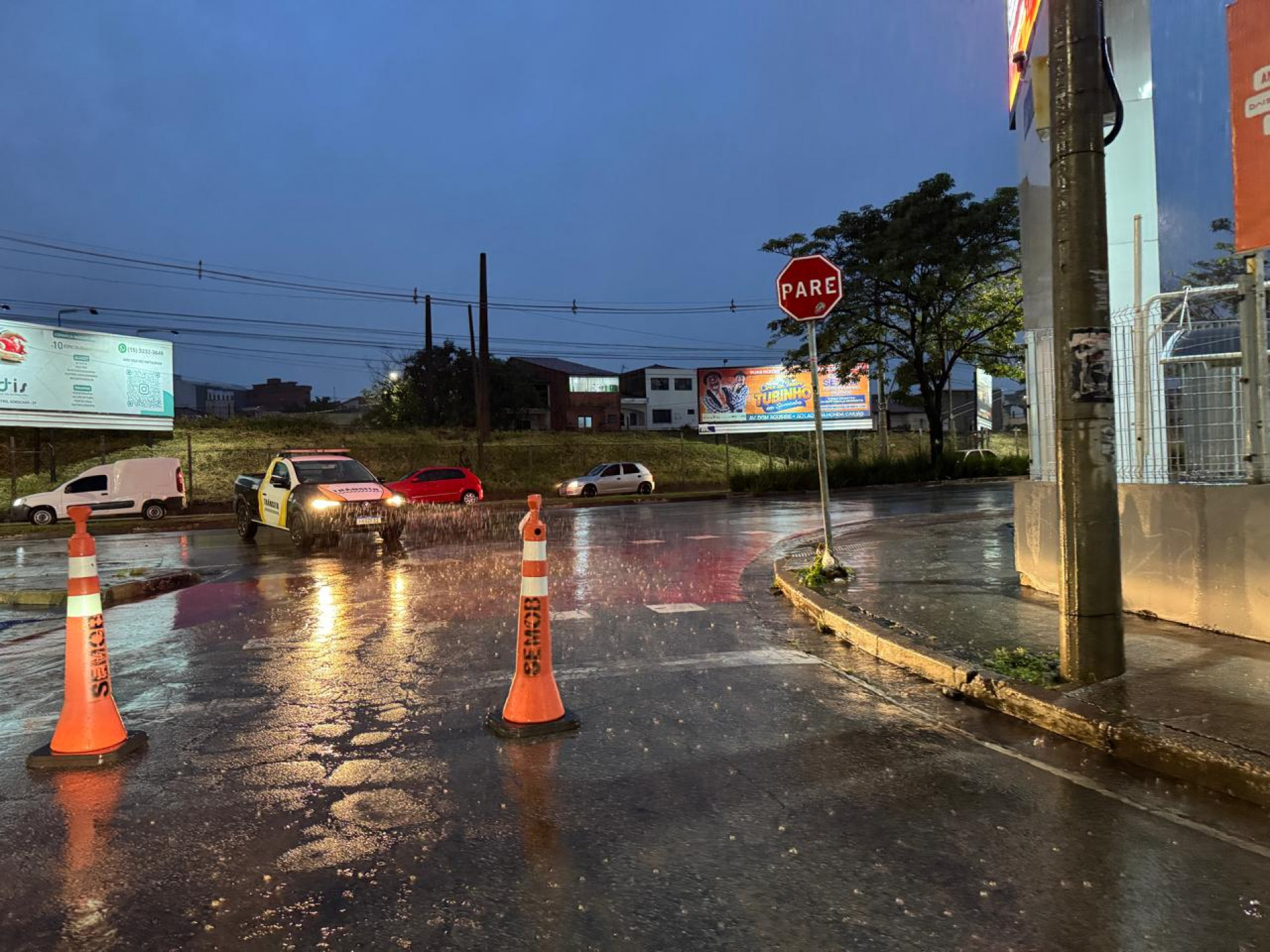 As avenidas Dom Aguirre e Afonso Vergueiro foram algumas das mais afetadas