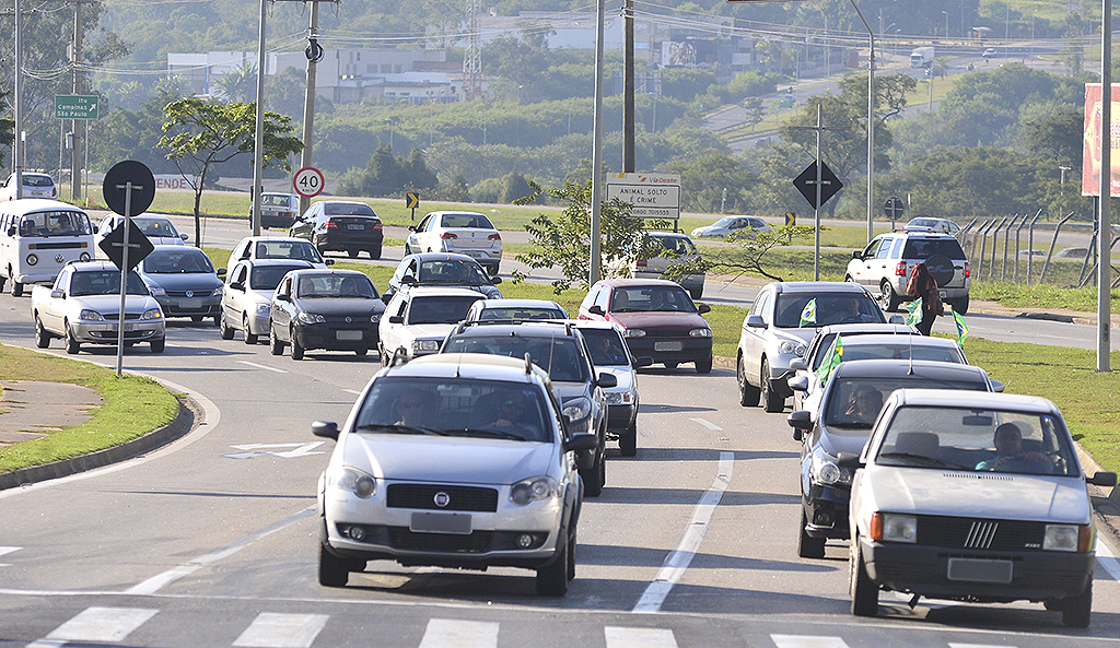 Multas mais comuns em SP podem resultar em recolhimento do veículo e aumentam risco à segurança viária
