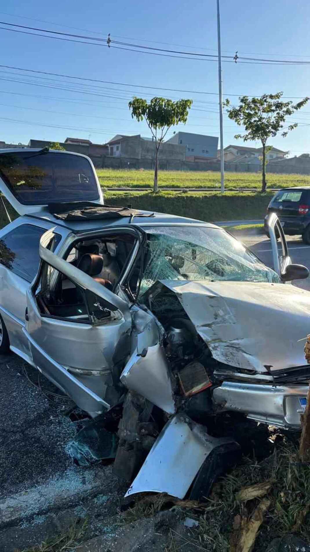 O Samu foi acionado e esteve no local para prestar atendimento às vítimas