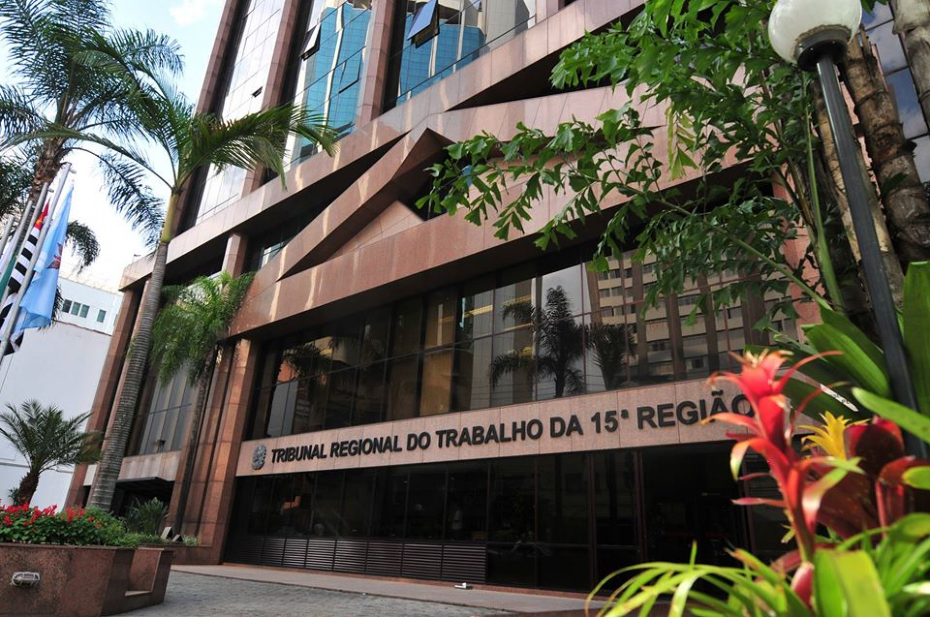 Tribunal Regional do Trabalho da 15ª Região (TRT-15) manteve a condenação do Estado de SP