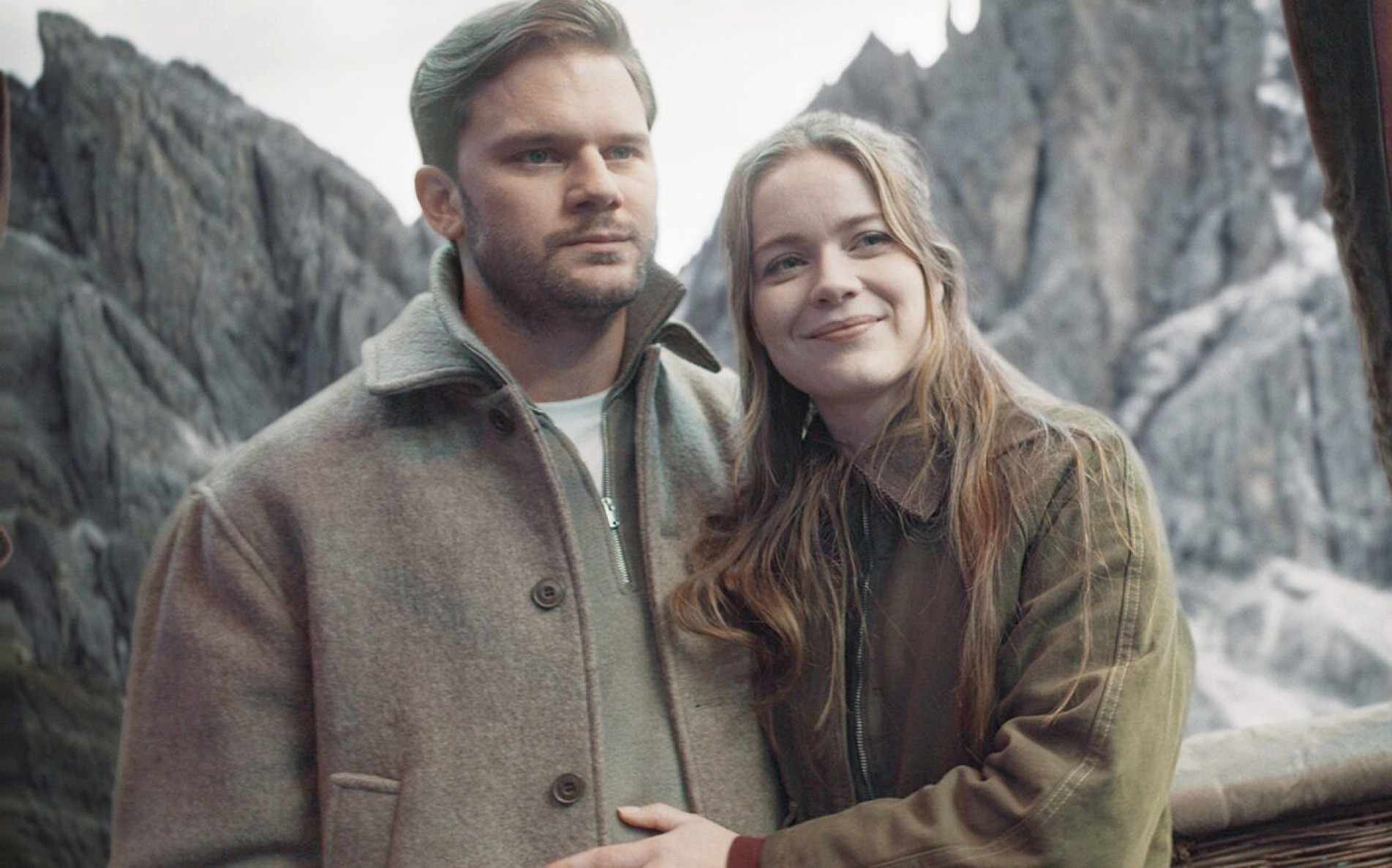 Suspense ‘Turbulência’ acompanha um casal em crise que tenta reatar 
o relacionamento durante um passeio de balão
