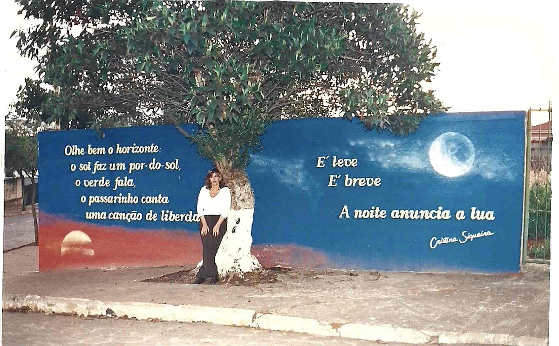 Iniciativa transforma o parque em um ponto de encontro entre literatura, inclusão e cidadania, com programação especial no Dia Mundial da Poesia
