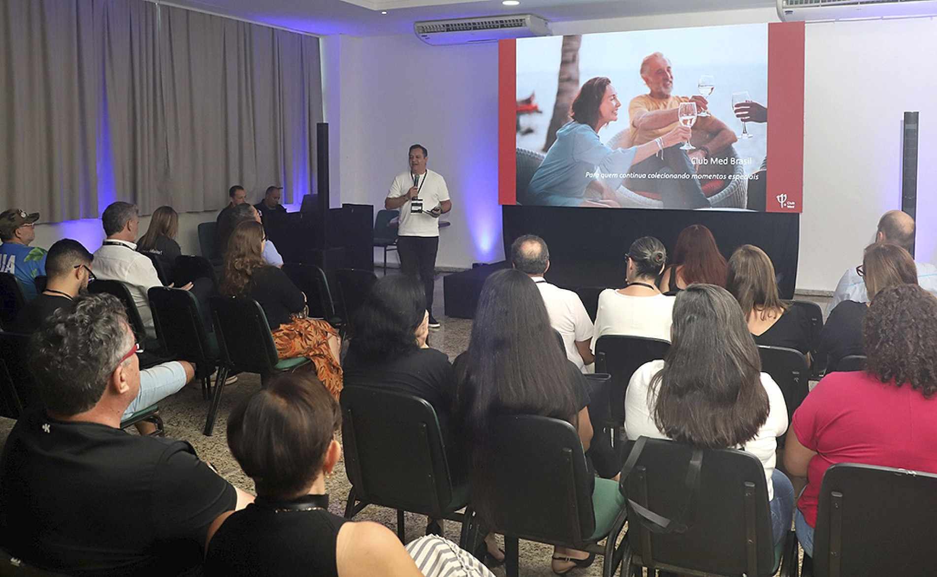 Encontro reuniu cerca de 70 participantes entre agentes de viagem, empresas e parceiros do setor
