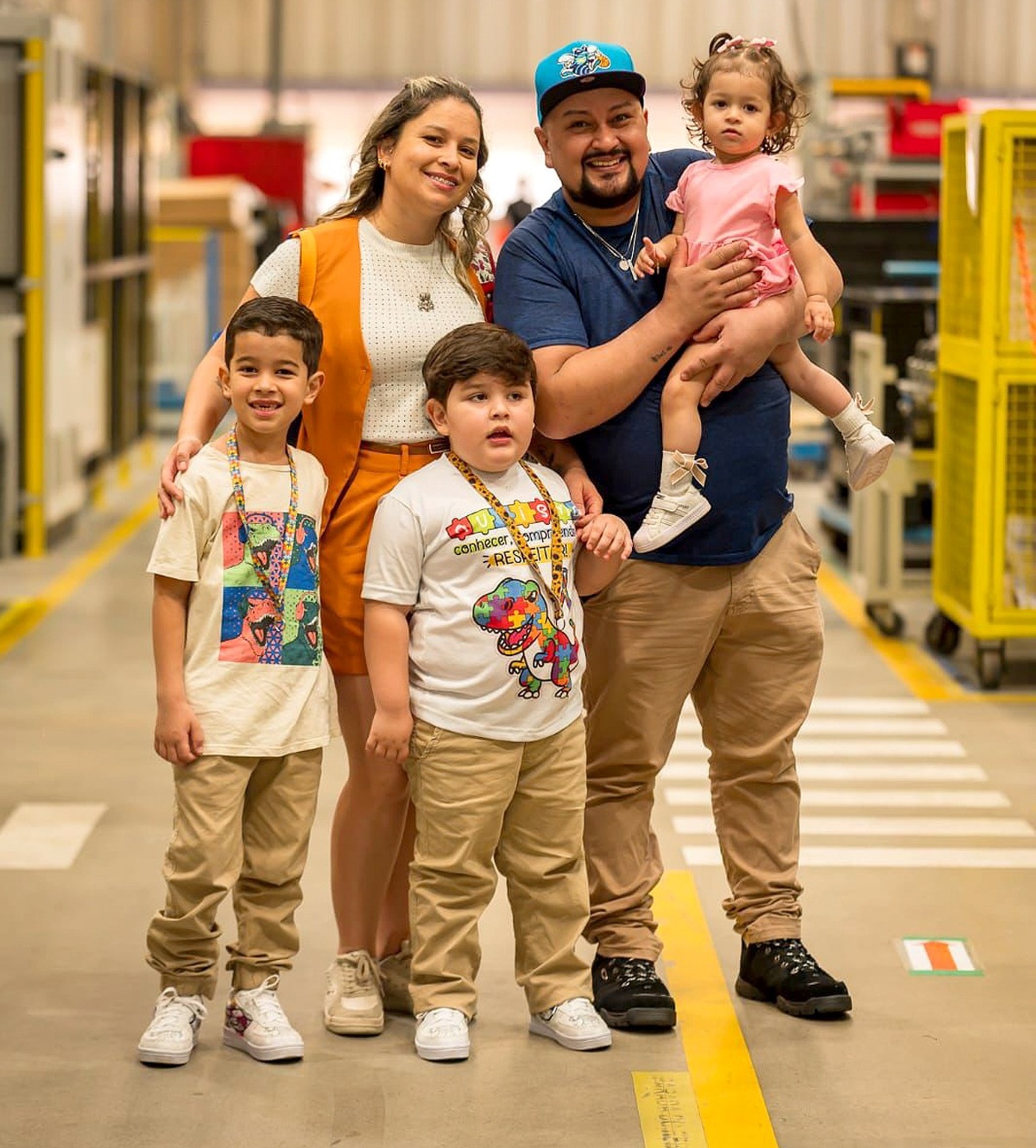 Larissa com a família: necessidade de adaptação da rotina 
