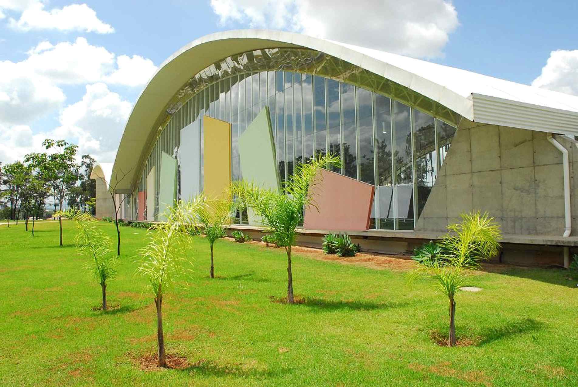 Evento gratuito, às 13h, busca incentivar a leitura e aproximar a população do espaço cultural
