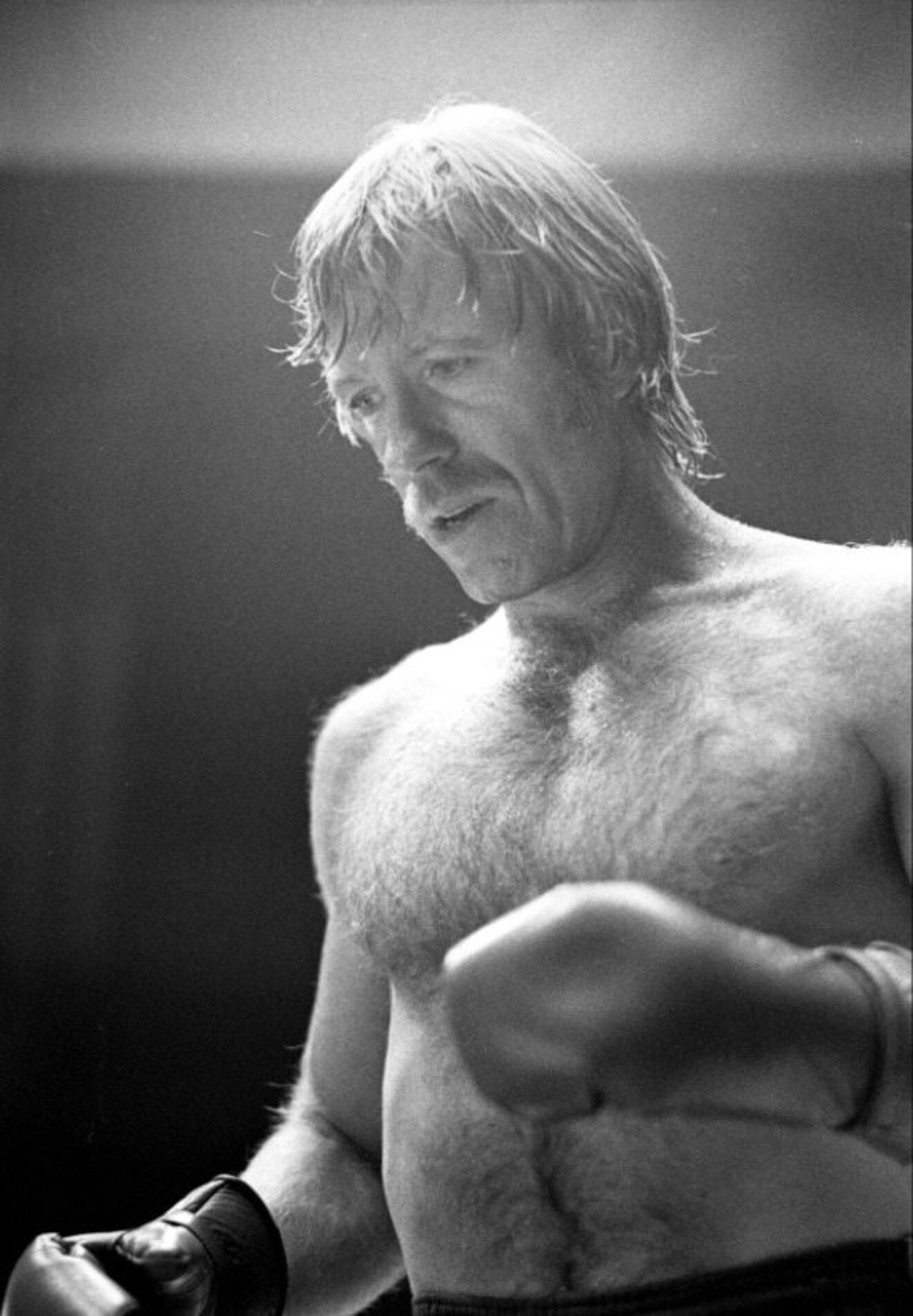 A fama atravessou a década e chegou aos anos 2010, invadindo redes sociais como Facebook, Instagram e Twitter, enchendo o feed com as mentiras mais divertidas a respeito do que Chuck podia fazer