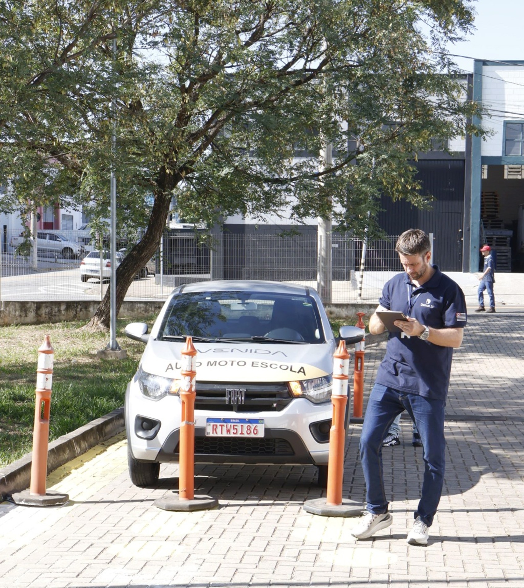 Prova de CNH passa a adotar pontuação por 
infrações, sem faltas eliminatórias automáticas

