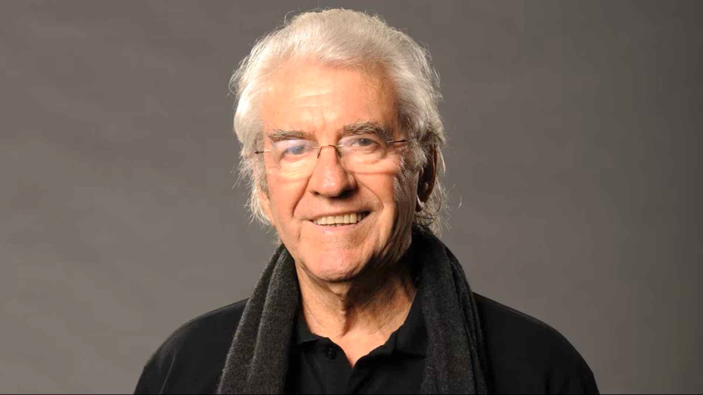 Entre seus personagens, o inesquecível João Gibão (Saramandaia), professor Praxedes (Fera Ferida), Dr. Albieri (O Clone) e Santiago (Avenida Brasil)