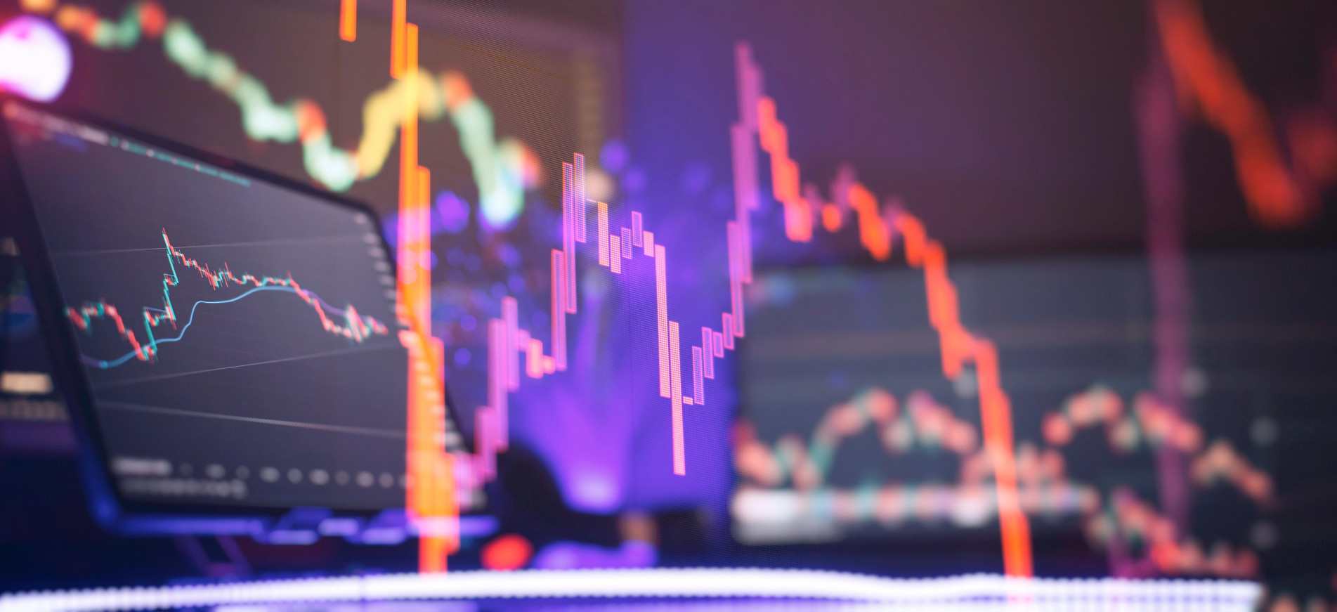 Diante dessa expectativa sobre a guerra, as bolsas asiáticas fecharam com valorização, o que se espalha pelos mercados europeus e norte-americanos, enquanto o petróleo cai mais de 4%, a US$ 95,70 o barril