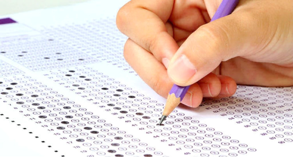 Candidatos disputam 26 vagas; prova objetiva está marcada para 24 de maio
