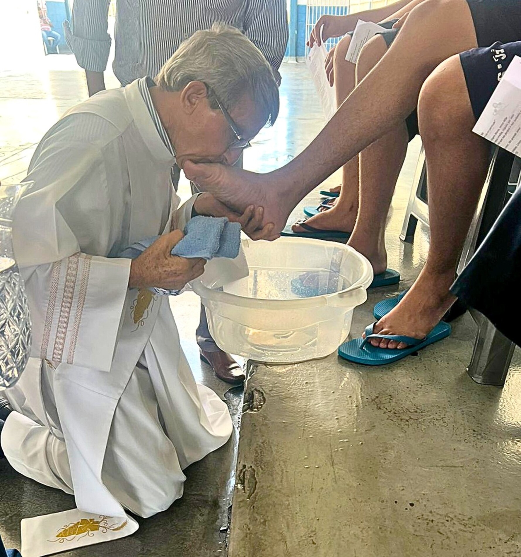 Celebração reúne adolescentes em medida socioeducativa para reflexão e espiritualidade
