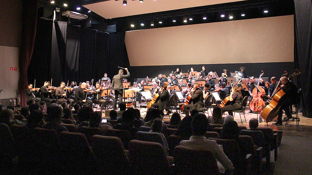 Programa reúne obras de Florence Price e Rimsky-Korsakov em uma experiência que transita entre o lirismo introspectivo e a celebração ritualística
