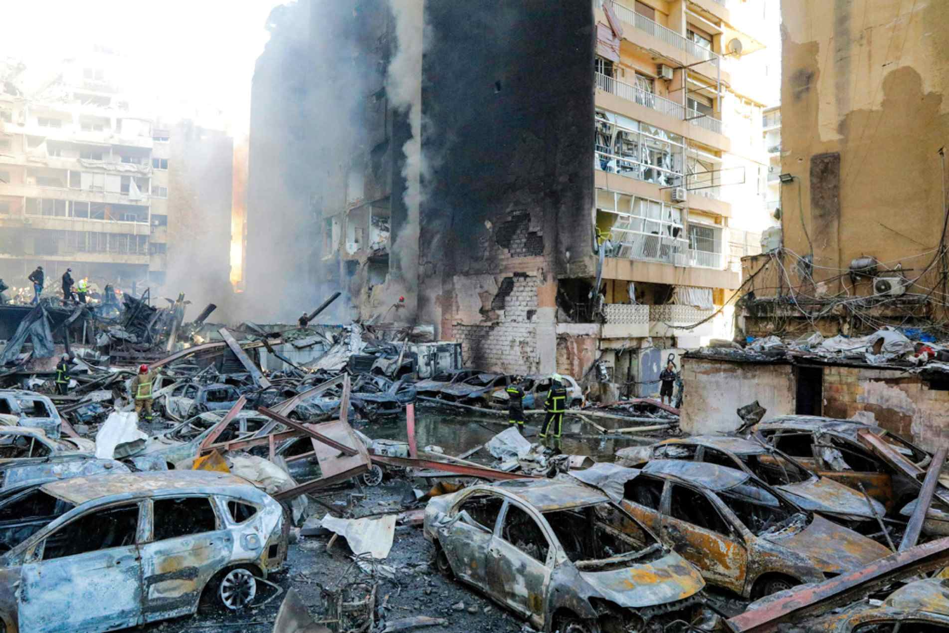 Ataques no Líbano continuam
